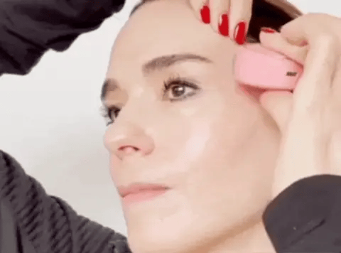FaceliftPro: Elevador Facial Avanzado para una Belleza Rejuvenecida